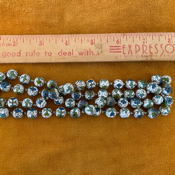 32" Vintage Chinese Cloisonne enamel bead necklace, hand knotted on silk - Picture 4 of 4